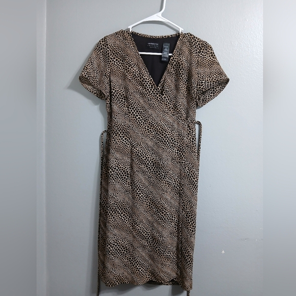 Liz Claiborne Elegant Brown Patterned Dress - Picture 1 of 12